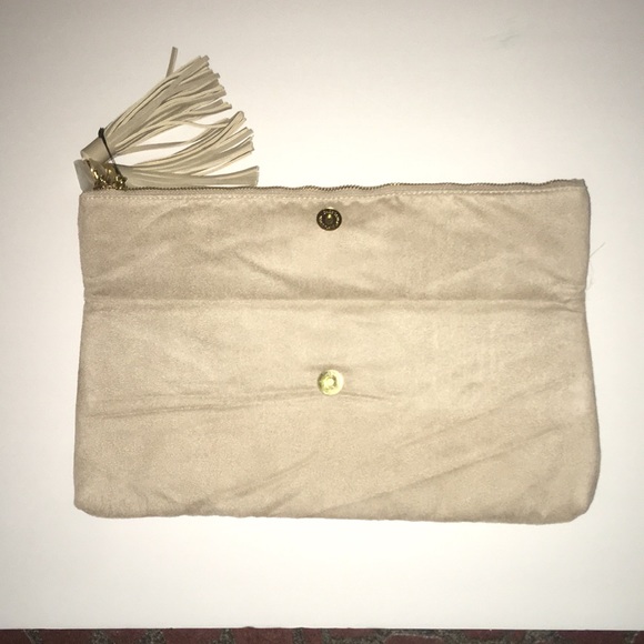 Clutch purse (new without tags ) never used - Picture 2 of 4